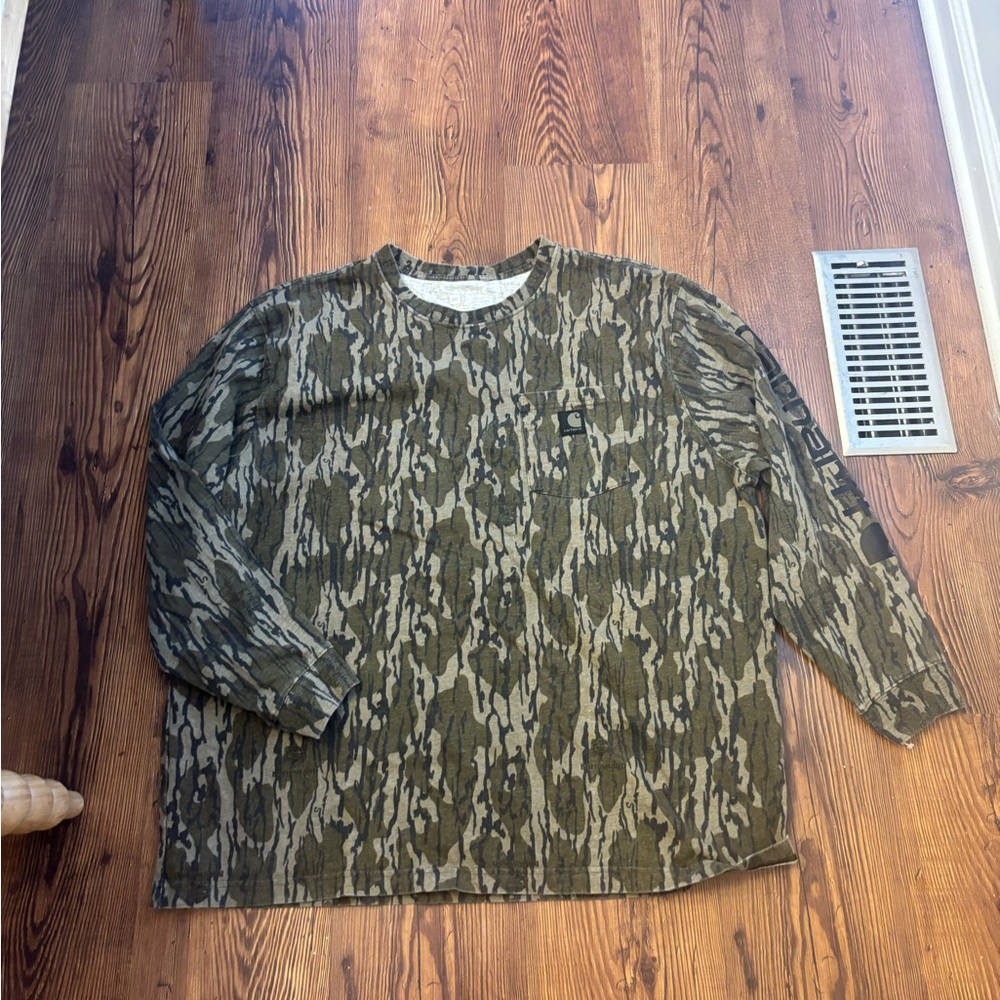 Carhartt Olive and Black Patterned Shirt